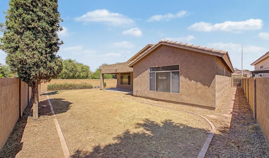 5365 W VENUS Way, Chandler, AZ 85226 - 3 Beds, 2 Bath