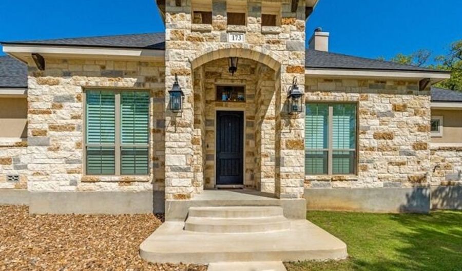 173 Hidden Pond, Adkins, TX 78101 - 4 Beds, 3 Bath