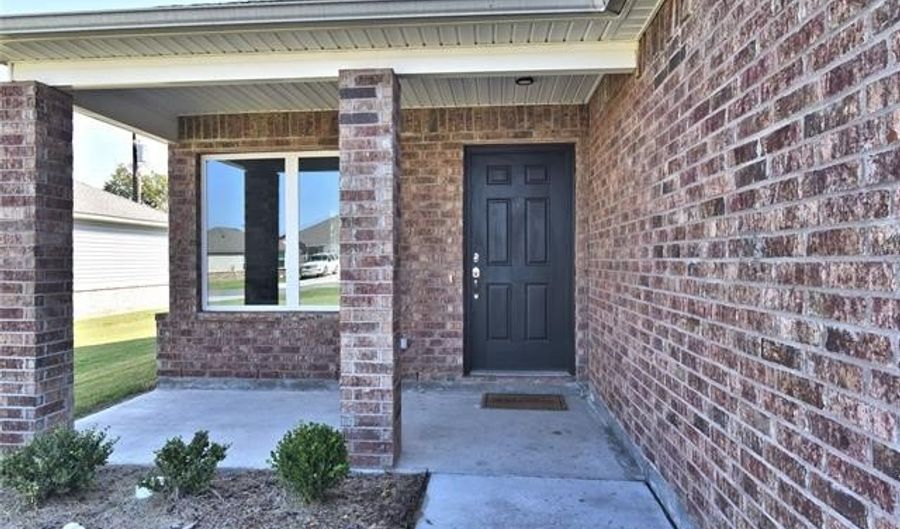 708 Redbud Ave, Beggs, OK 74421 - 3 Beds, 2 Bath