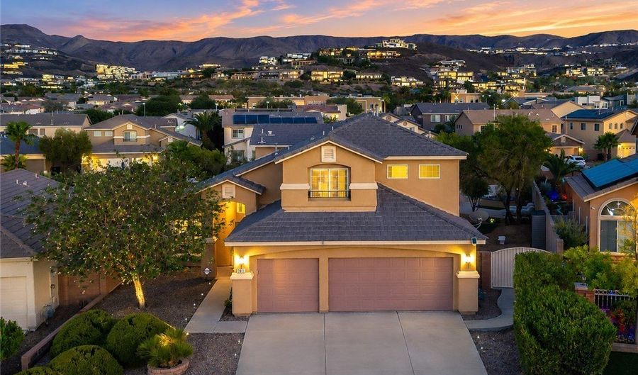 267 McNerney Dr, Henderson, NV 89012 - 4 Beds, 3 Bath