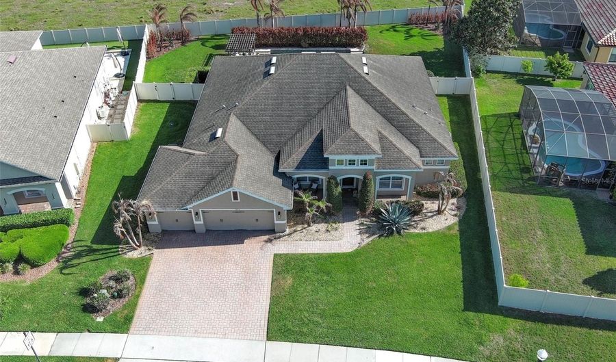3956 ISLE VISTA Ave, Belle Isle, FL 32812 - 4 Beds, 3 Bath