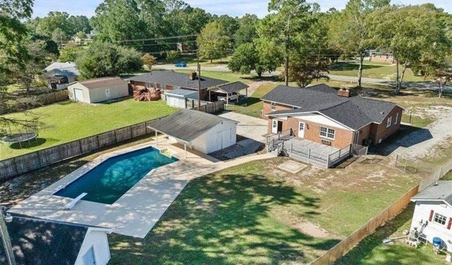 500 Jefferson St, Bennettsville, SC 29512 - 3 Beds, 3 Bath