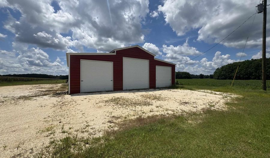450 Farrar Ln, Atmore, AL 36502 - 0 Beds, 1 Bath