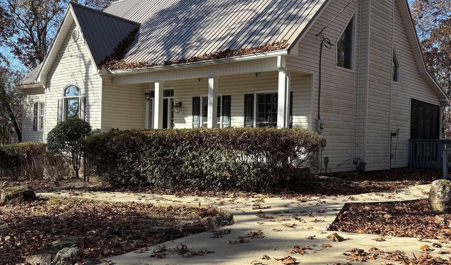 150 CHESTNUT Dr, Alabaster, AL 35007 - 3 Beds, 3 Bath