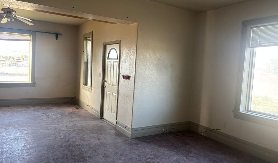 105 W 400 N, Centerfield, UT 84622 - 2 Beds, 1 Bath