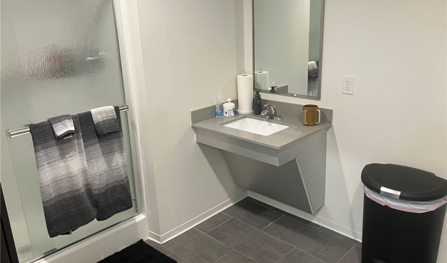 1003 S Main St 5, Bentonville, AR 72712 - 0 Beds, 0 Bath