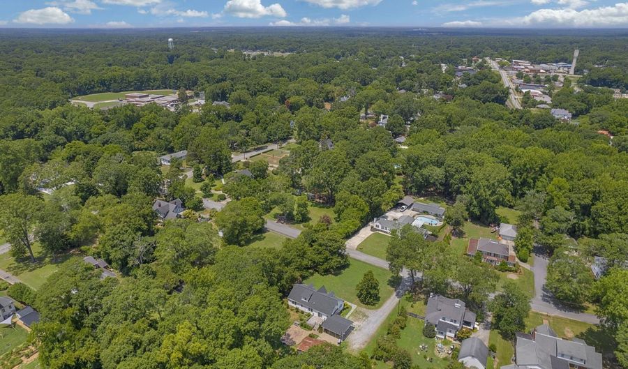 110 Dean St, Belton, SC 29627 - 4 Beds, 3 Bath