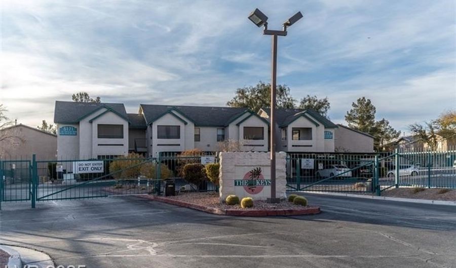 5151 Lindell Rd 103, Las Vegas, NV 89118 - 3 Beds, 2 Bath