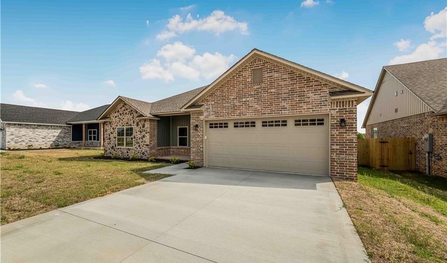 508 Waggoner Ln, Barling, AR 72923 - 3 Beds, 2 Bath