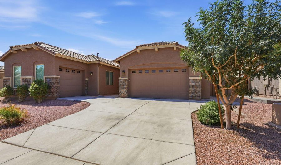 19609 W MONTEREY Way, Buckeye, AZ 85396 - 5 Beds, 3 Bath