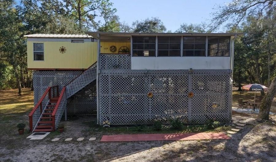 7639 6th St, Bell, FL 32619 - 2 Beds, 1 Bath