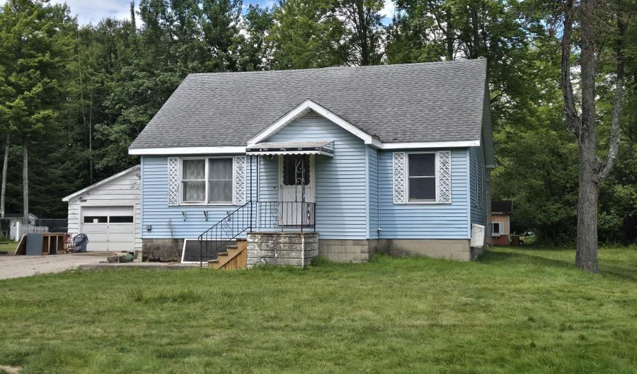 2448 Werth Rd, Alpena, MI 49707 - 6 Beds, 2 Bath