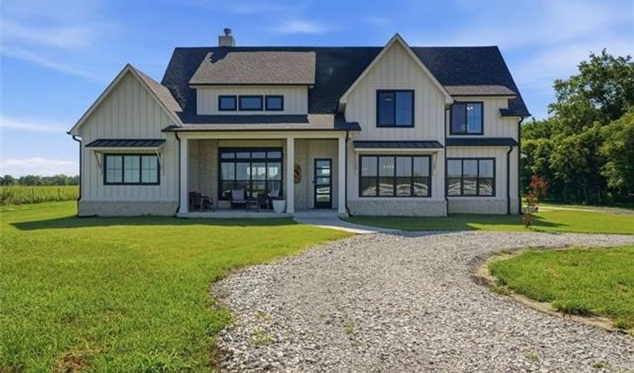 4196 Alt Hwy 75, Beggs, OK 74421 - 4 Beds, 4 Bath