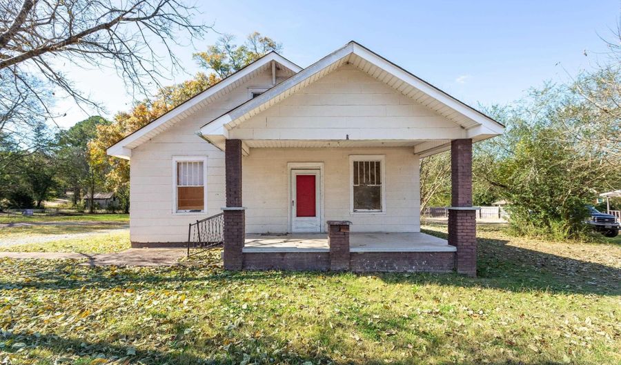 164 VIRGINIA Ave, Anniston, AL 36201 - 3 Beds, 1 Bath