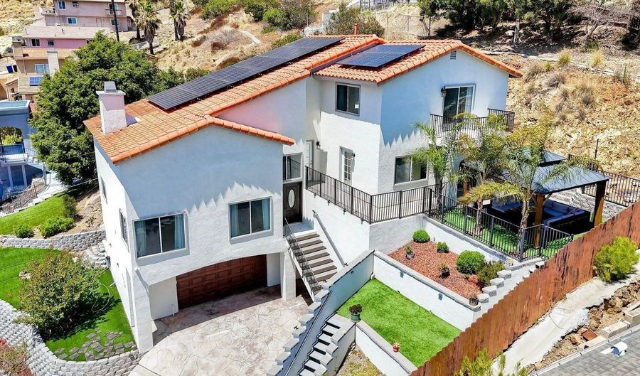 1329 Portola Ave, Spring Valley, CA 91977 - 5 Beds, 3 Bath