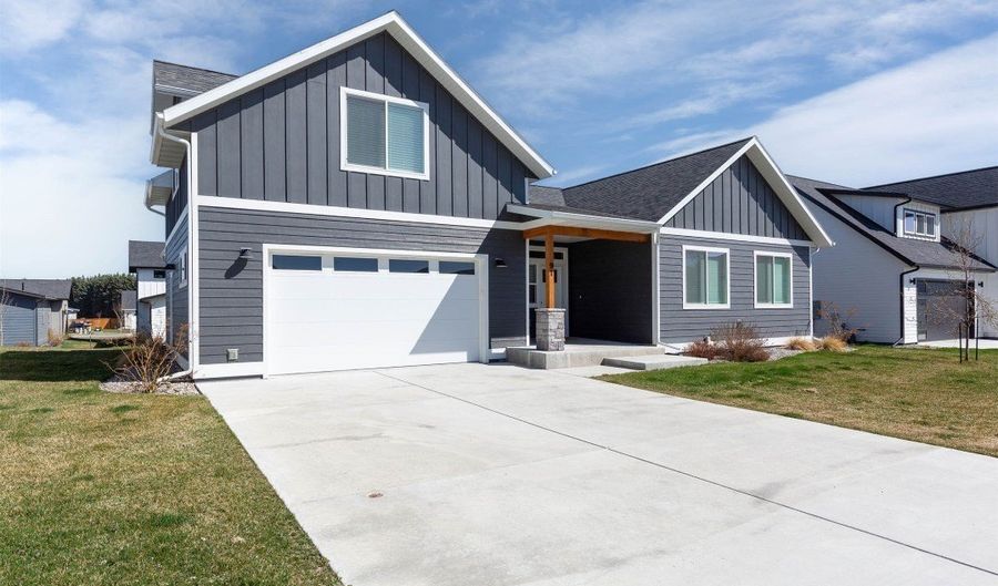 91 W Hyalite Peak Dr, Bozeman, MT 59718 - 4 Beds, 3 Bath