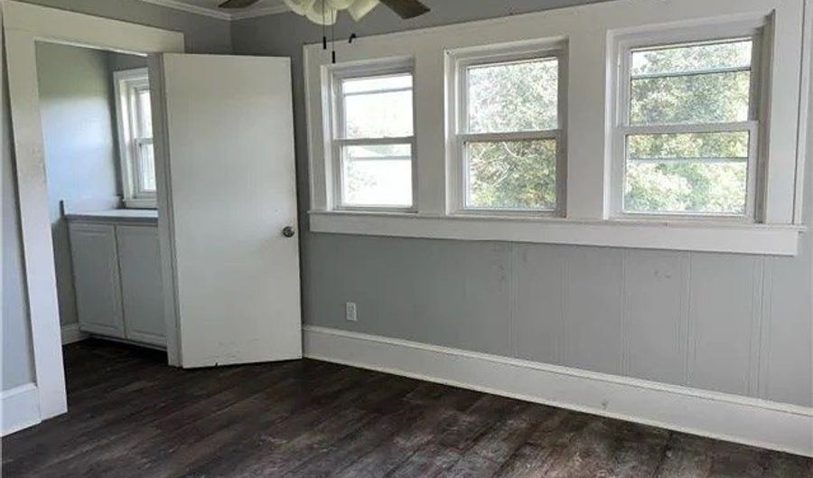 106 Broadway St, Ashford, AL 36312 - 3 Beds, 3 Bath