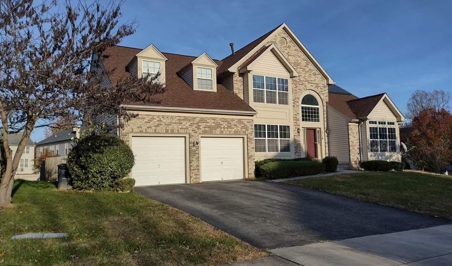 814 JOHNSON GROVE Ln A, Bowie, MD 20721 - 2 Beds, 1 Bath