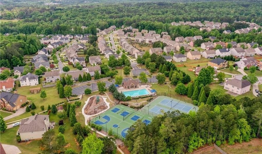 1099 Sandy Bank Ct, Auburn, GA 30011 - 4 Beds, 3 Bath