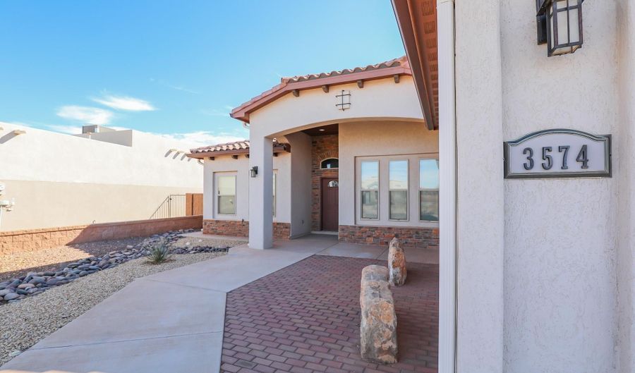 3574 Red Arroyo Dr, Alamogordo, NM 88310 - 4 Beds, 2 Bath