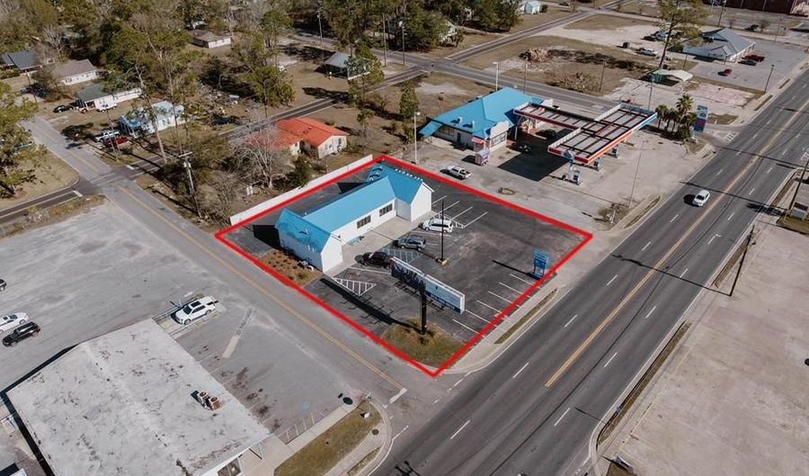 410 W Parker St, Baxley, GA 31513 - 0 Beds, 0 Bath