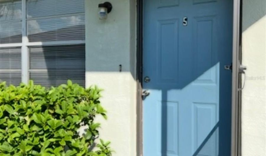 1029 APOLLO BEACH Blvd 5, Apollo Beach, FL 33572 - 2 Beds, 1 Bath