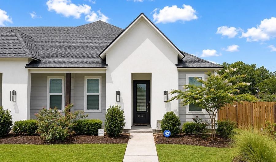 16101 Chancel Ave, Baton Rouge, LA 70816 - 3 Beds, 2 Bath