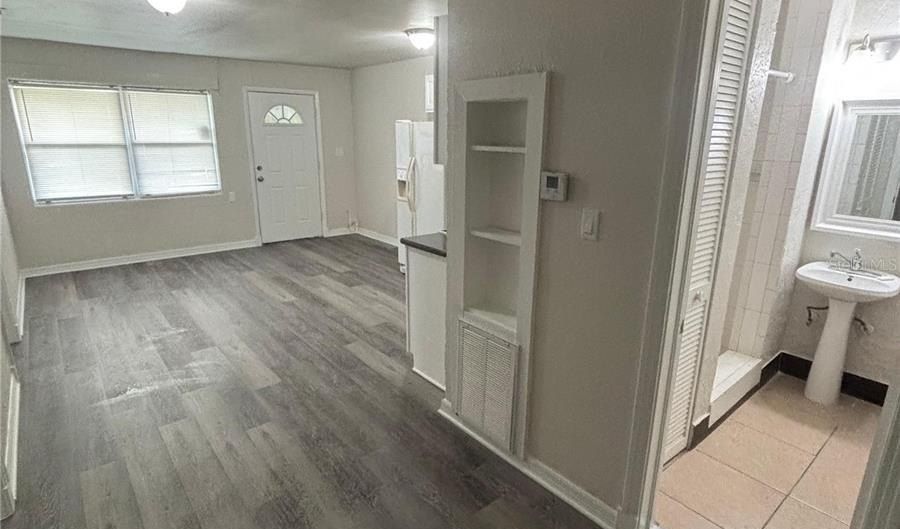 200 MAGNOLIA St, Altamonte Springs, FL 32701 - 2 Beds, 1 Bath