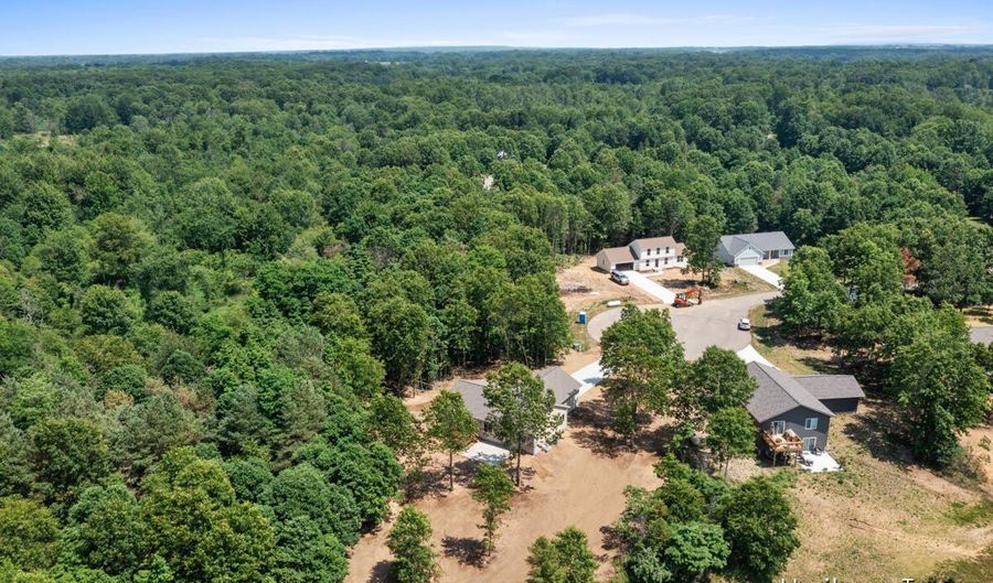928 Armintrout Ridge Ct, Allegan, MI 49010 - 2 Beds, 2 Bath