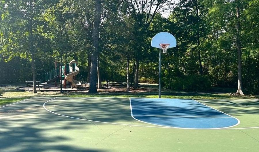 25111 HUMMOCKY Ter, Aldie, VA 20105 - 3 Beds, 4 Bath