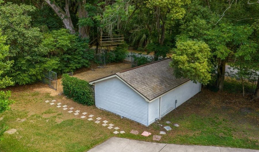 1985 NE 97TH STREED Rd, Anthony, FL 32617 - 4 Beds, 3 Bath