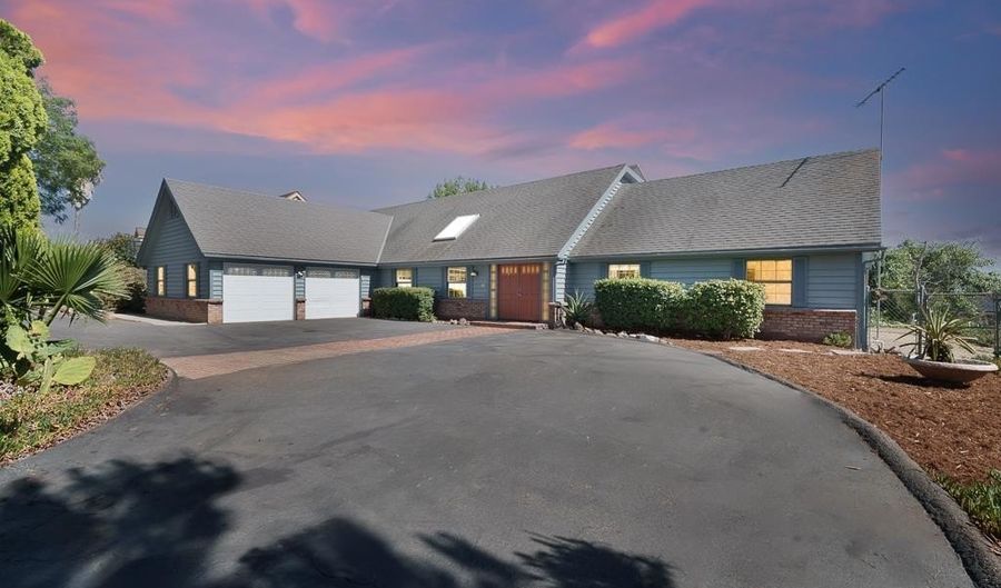 1139 Big Oak Ranch Rd, Fallbrook, CA 92028 - 4 Beds, 3 Bath