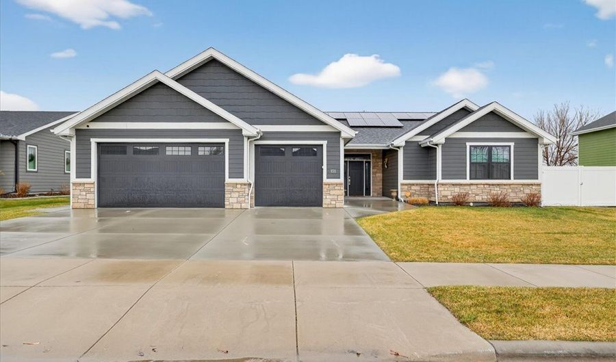 851 Tierra Dr, Billings, MT 59105 - 4 Beds, 3 Bath