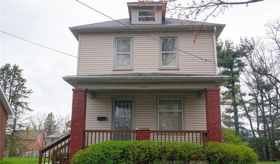 136 Oxford St, Campbell, OH 44405 - 2 Beds, 1 Bath