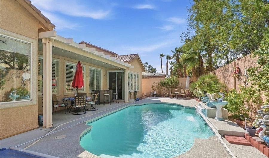 10280 Songsparrow Ct, Las Vegas, NV 89135 - 4 Beds, 3 Bath