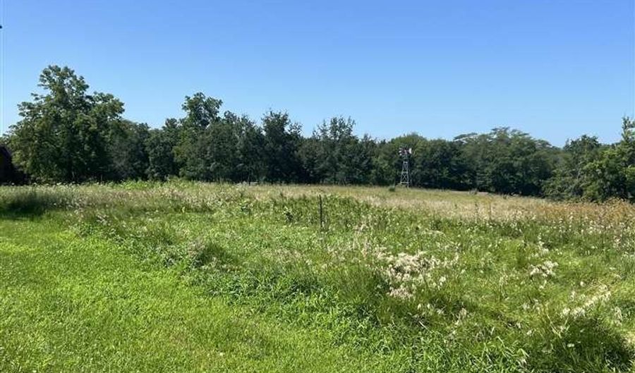 000 Louisa Washington Rd, Ainsworth, IA 52201 - 0 Beds, 0 Bath