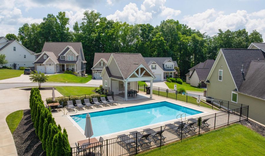 9452 Peppy Br Trl, Apison, TN 37302 - 4 Beds, 3 Bath