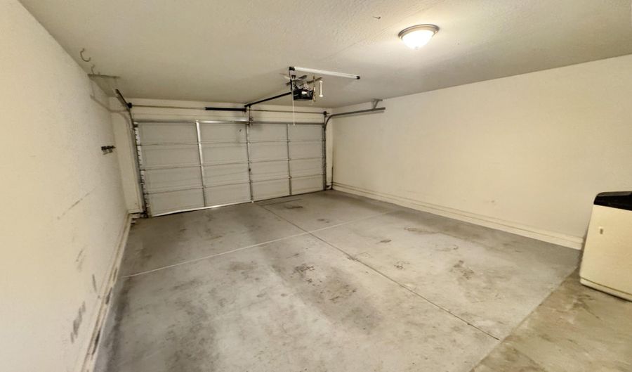25564 W RIPPLE Rd, Buckeye, AZ 85326 - 4 Beds, 3 Bath