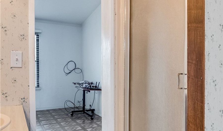 620 W Gretta Ln, Indian Springs, NV 89018 - 2 Beds, 2 Bath