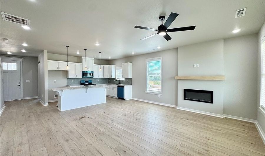 5901 SW Coywolf St, Bentonville, AR 72713 - 4 Beds, 3 Bath