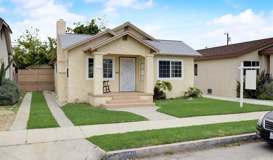 2020 W 65th Pl, Los Angeles, CA 90047 - 2 Beds, 1 Bath