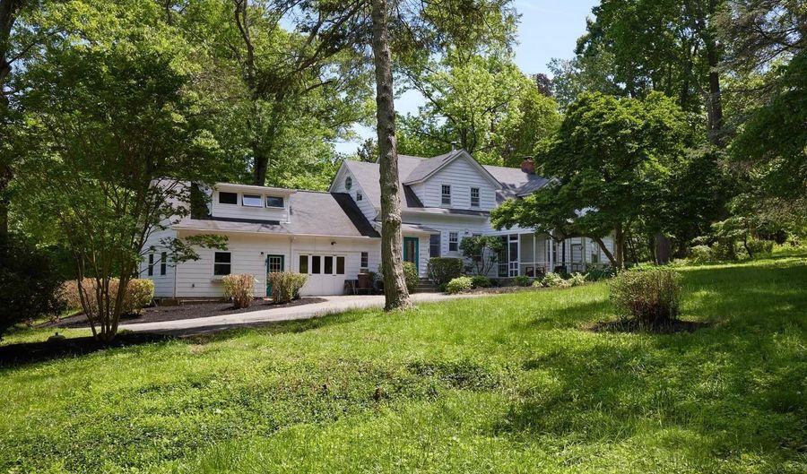 22500 OLD HUNDRED Rd, Barnesville, MD 20838 - 3 Beds, 3 Bath