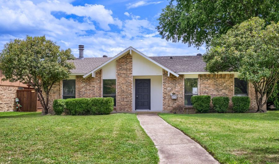 1200 Creekwood Ct, Allen, TX 75002 - 3 Beds, 2 Bath