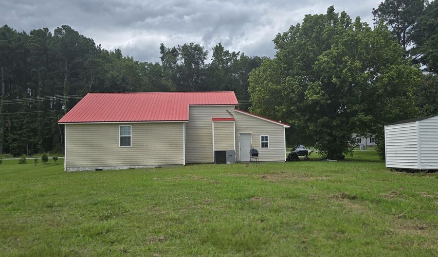 24034 N Nc 33 Hwy E, Aurora, NC 27806 - 3 Beds, 2 Bath