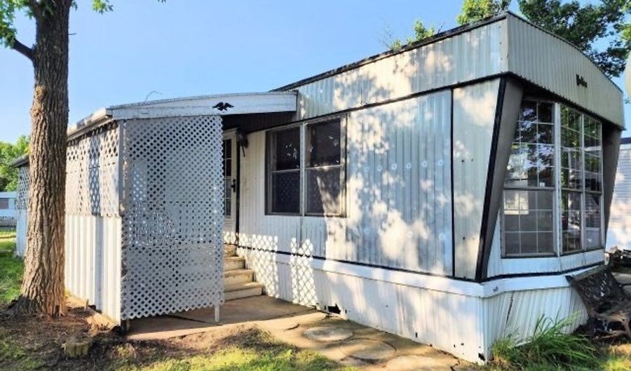 4 Terrace Dr, Ashland, OH 44805 - 2 Beds, 1 Bath