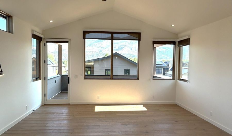 406 Stotts Mill Rd, Basalt, CO 81621 - 3 Beds, 4 Bath