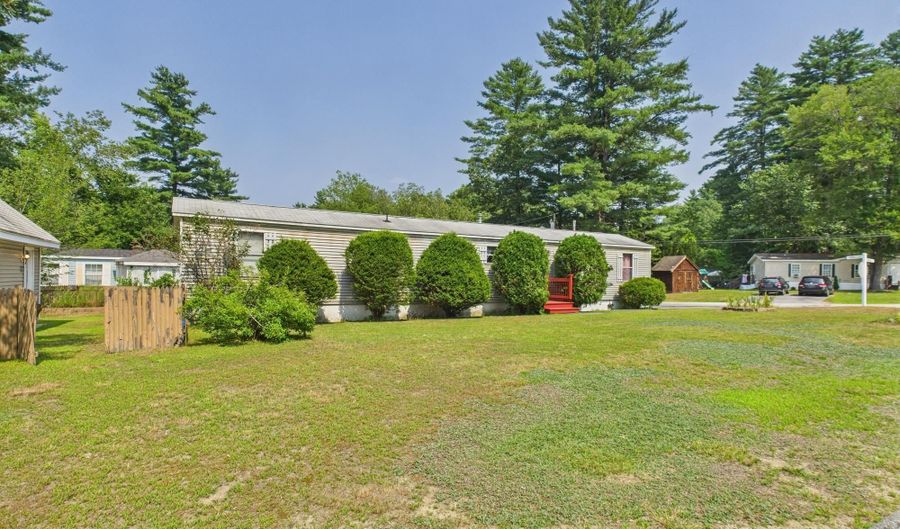 2 Cheryl Dr, Allenstown, NH 03275 - 4 Beds, 1 Bath