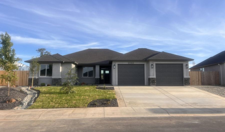 20163 Solomon Peak Dr Lot 18, Anderson, CA 96007 - 4 Beds, 2 Bath