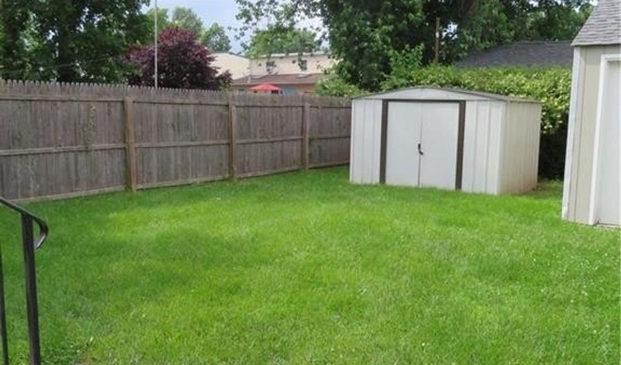 52 Avenel St, Avenel, NJ 07001 - 2 Beds, 1 Bath