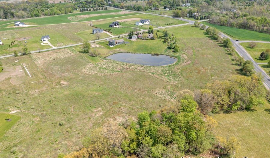 4569 Giles Ave NE, Ada, MI 49301 - 4 Beds, 4 Bath